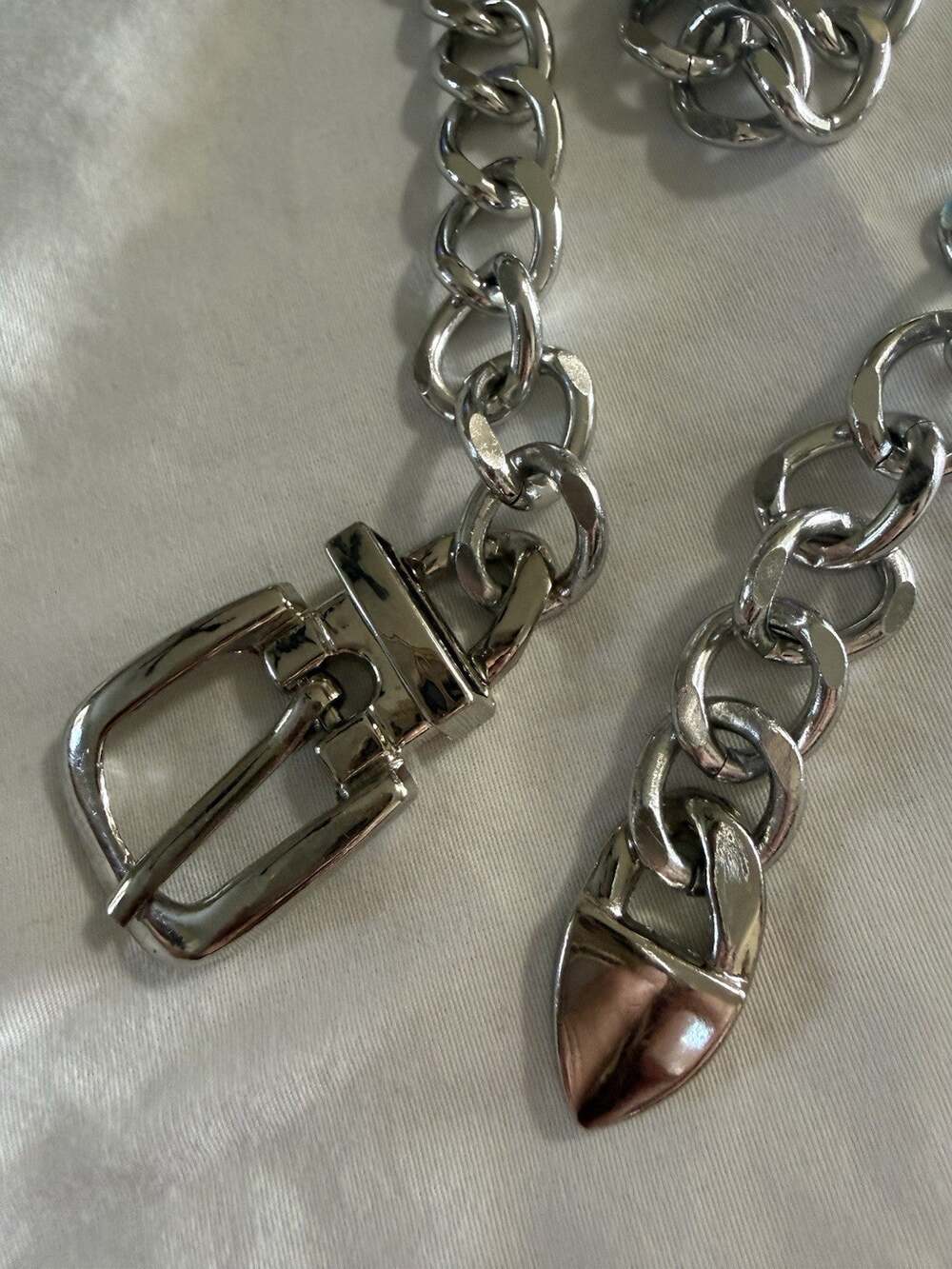 Women Silver Metal Chain Links Skinny Waistband Loop Belt Square Buckle Size M